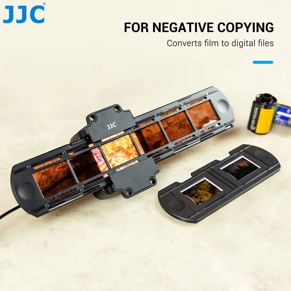 Visualizador de negativos  para filmes de 35mm. Converte filmes para arquivos digitais